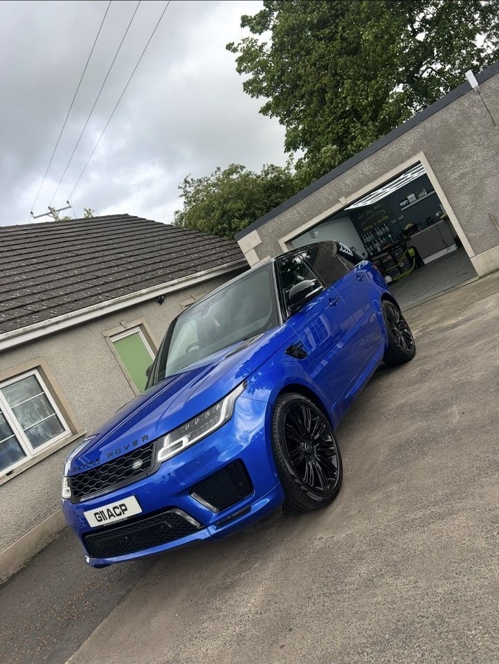 Blue Range Rover after valeting and detailing